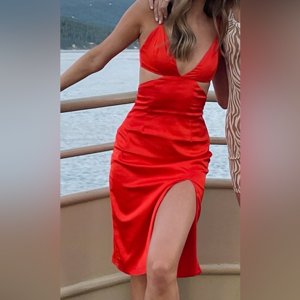 Orange Superdown midi dress with slit